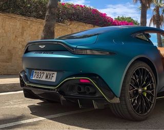 Aston Martin Vantage 2023