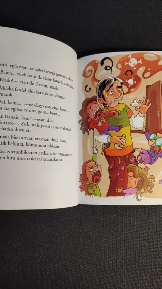 Txomintxo eta Perutxoren abenturak 2 liburu