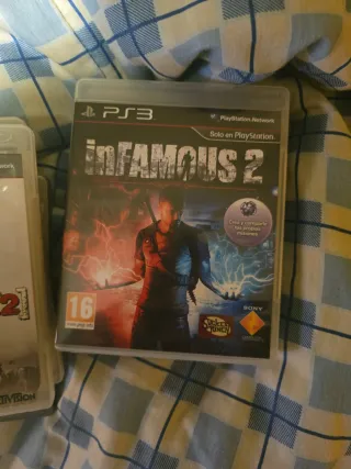 Playstation 3 320GB + 8 Juegos