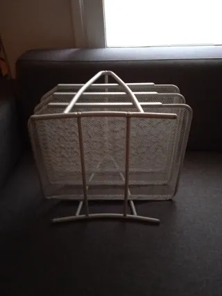 Bandeja de escritorio metálica gris