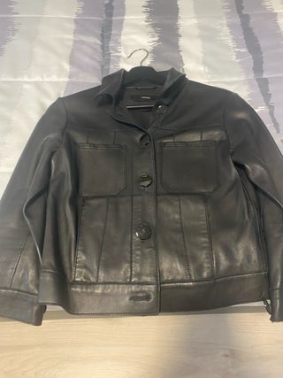 Sobrecamisa Uterqüe Piel Ovina Negra