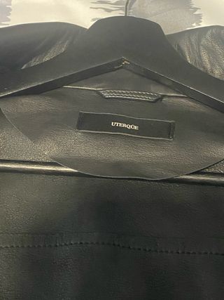 Sobrecamisa Uterqüe Piel Ovina Negra