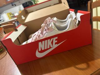 Nike Rosa e Bianche Tg 38