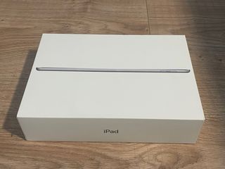 Caja iPad 32GB