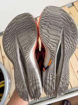 Zapatilla Under Armour placa carbono