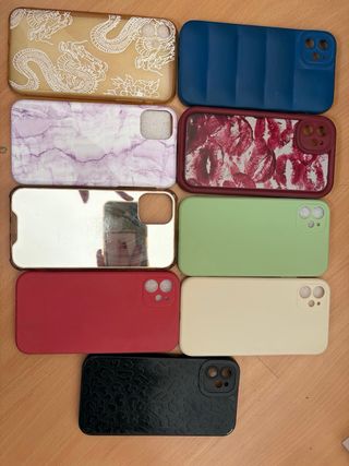 iPhone 11 128GB Negro + 10 Fundas y 3 protectores