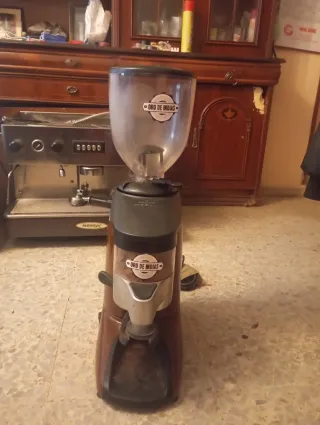 Molino automático otro manual vitrina caliente ne