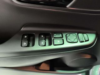 Hyundai Kona 1.6 GDI HEV Tecno Red DCT