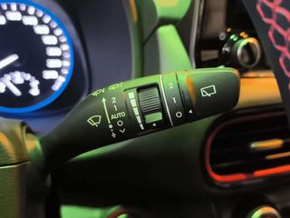 Hyundai Kona 1.6 GDI HEV Tecno Red DCT