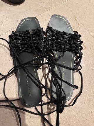 Chanclas Zara Talla 36 Negras