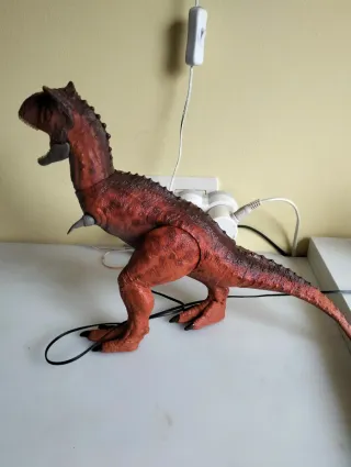 Carnotaurus Juguete Dinosaurio