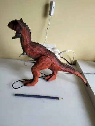 Carnotaurus Juguete Dinosaurio