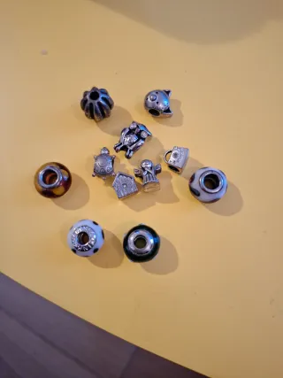 Colgantes estilo Pandora