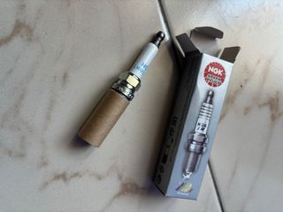 Bujía NGK Iridium KTM 450