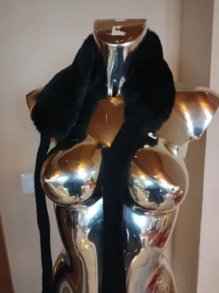 Colletto in eco pelliccia nero