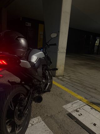 Zontes Z2 125 LCD con extras y garantía