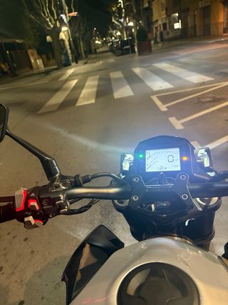 Zontes Z2 125 LCD con extras y garantía