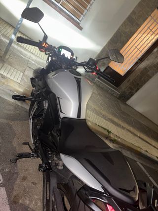 Zontes Z2 125 LCD con extras y garantía