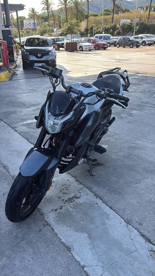 Zontes Z2 125 LCD con extras y garantía