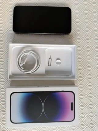 iPhone 14 Pro Max Gris/Morado