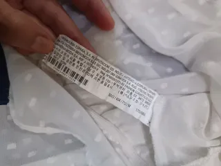 Blusa Bershka blanca volantes lunares