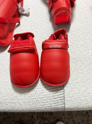 Protecciones Karate/Taekwondo Rojo