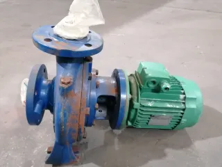 Motor Leroy Somer LS 90L y bomba de agua seminueo