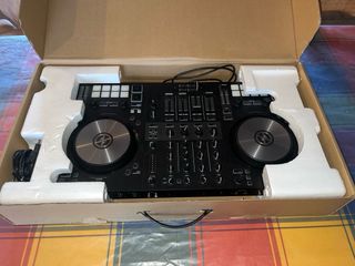 Controladora DJ Native Instruments Traktor S3