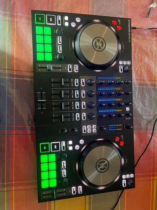 Controladora DJ Native Instruments Traktor S3
