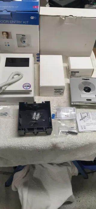 Kit Videoportero WiFi Fermax