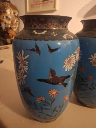 Pareja jarrones Cloisonné Japoneses Siglo XIX