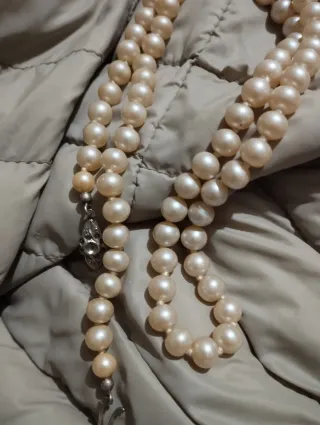 Collana perle vintage color beige e argento