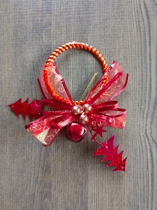 Decoración Navideña Aro con Lazo y Cascabel
