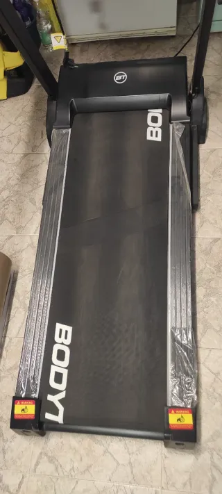 Cinta de Correr Bodytone DT16 Bluetooth