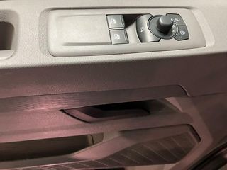 Volkswagen Caravelle 2025