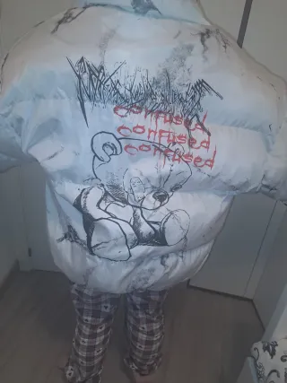 Cazadora unisex efecto mármol