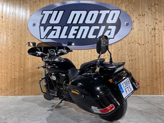 Suzuki Intruder M 800