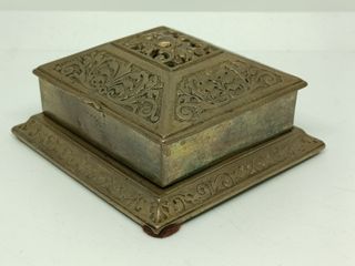 Antigua caja bronce S. XIX Art Nouveau
