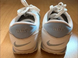 Zapatillas Nike Cortez Blancas y Verdes