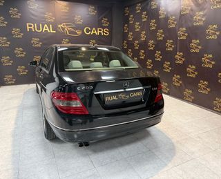 Mercedes-Benz Clase C 2010