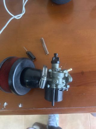 carburador 12 mm dellorto con filtro de aire rojo