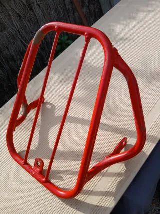 Portaequipajes Rieju drac Rojo