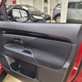 Mitsubishi Outlander 2020