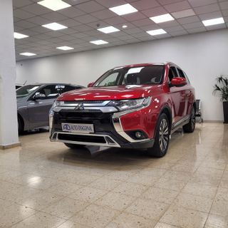 Mitsubishi Outlander 2020