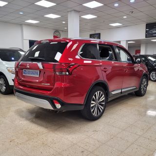 Mitsubishi Outlander 2020