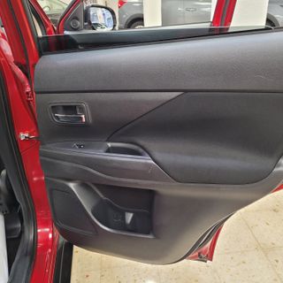 Mitsubishi Outlander 2020