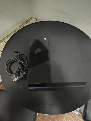 Consola Sony PS4 Fat Negra