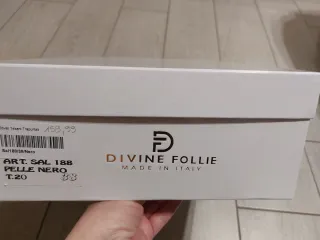 Stivali Texani Neri Vera Pelle con ricami.