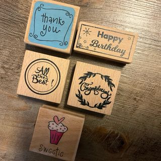 5 timbri in gomma montati su legno. Sentiments