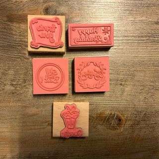 5 timbri in gomma montati su legno. Sentiments